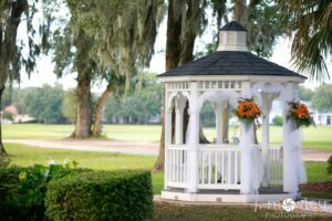 A Happily Ever After Floral, Queen's Harbor Yacht Club, Jacksonville Wedding Flowers, J. Mosley Photography