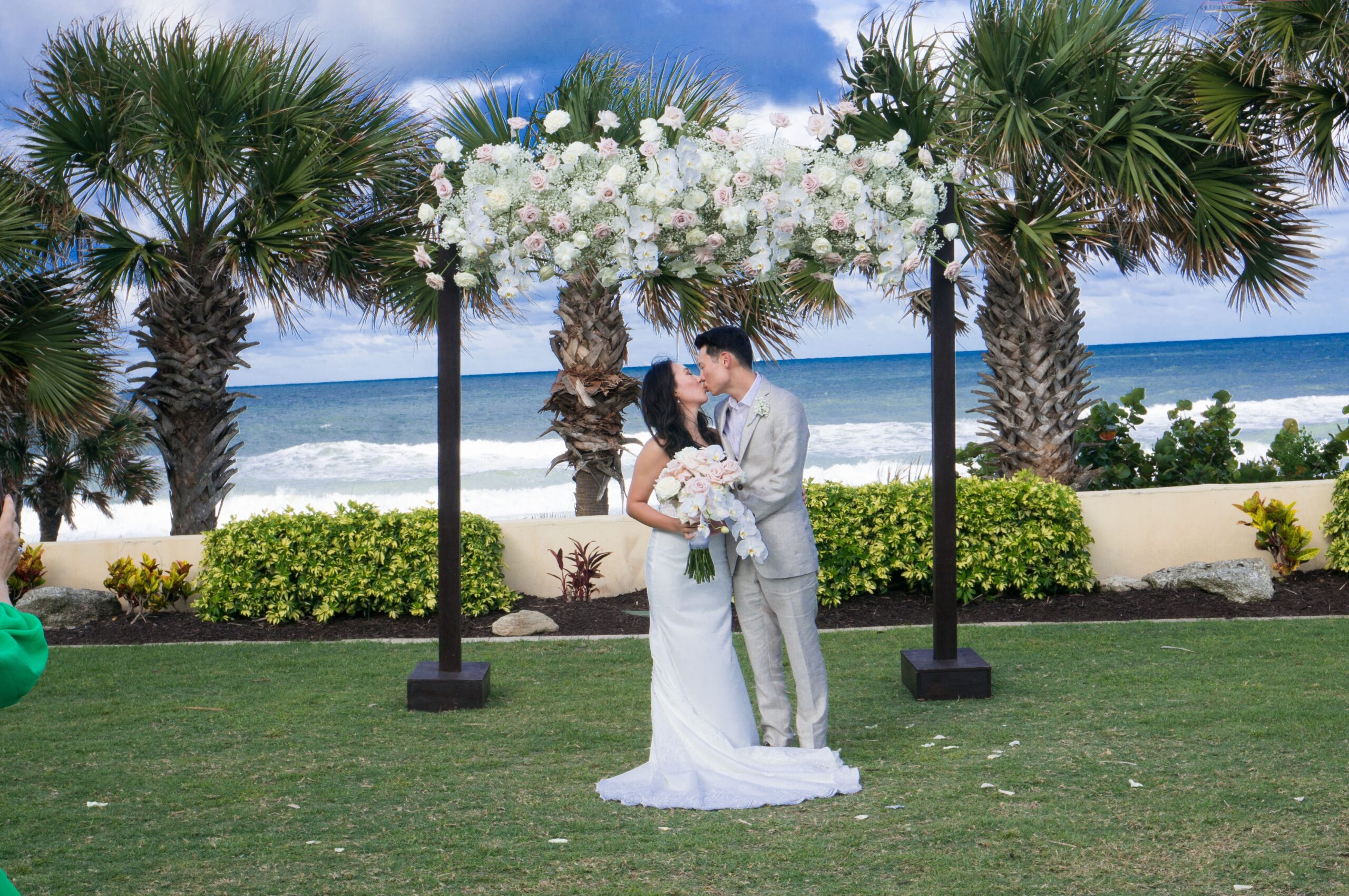 A Happily Ever After Floral, Hammock Beach Resort, Wedding Flowers Jacksonville, Hammock Beach Resort Wedding Flowers, Arch Flowers, Altar Flowers, Outdoor Ceremony